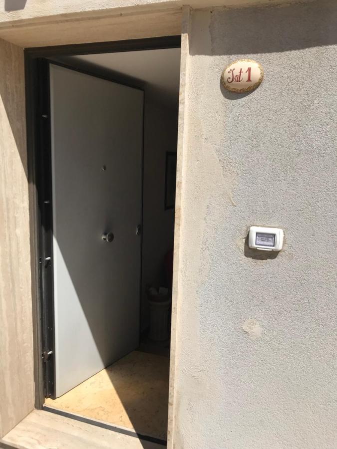 La Urpe Apartment Lecce Bagian luar foto